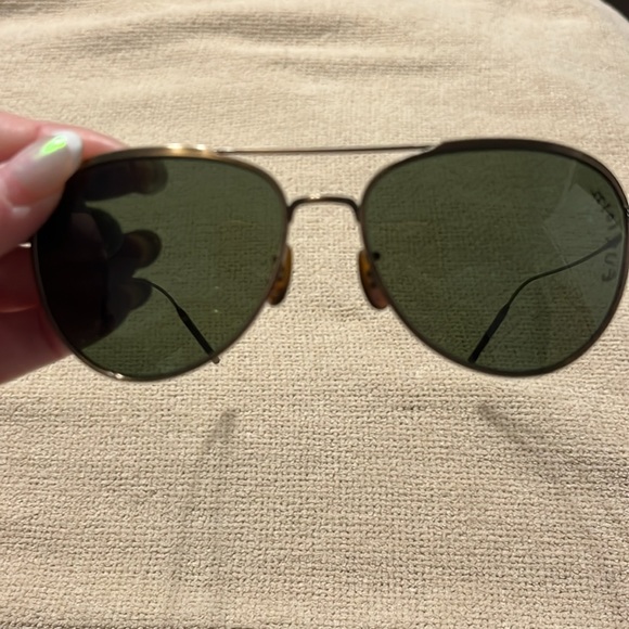 OLIVER PEOPLES UNISEX SUNGLASSES. New with tags - Picture 3 of 3